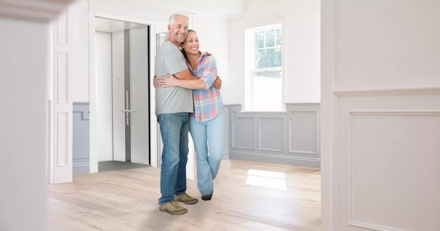 Couple Ascenseur Maison
